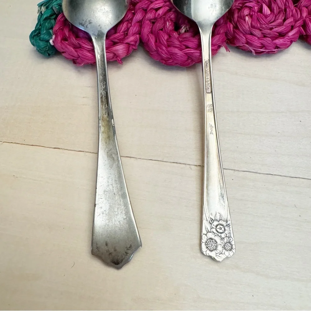 Vintage Marked WM Rogers & Son IS April & Continental 1886 Silver Plate Spoons